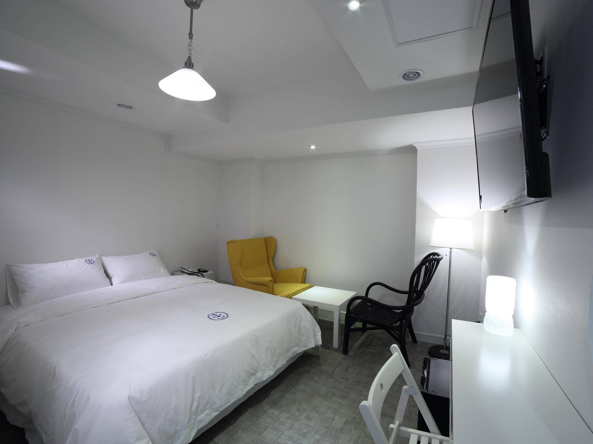 Hillside Tourist Hotel Busan Bagian luar foto